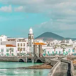 Апартаменты Piso En El Charco De San Gines Арресифе
