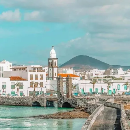 아파트 Piso En El Charco De San Gines 아리시페