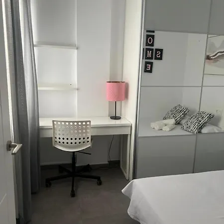 アパート Piso En El Charco De San Gines アレシフェ